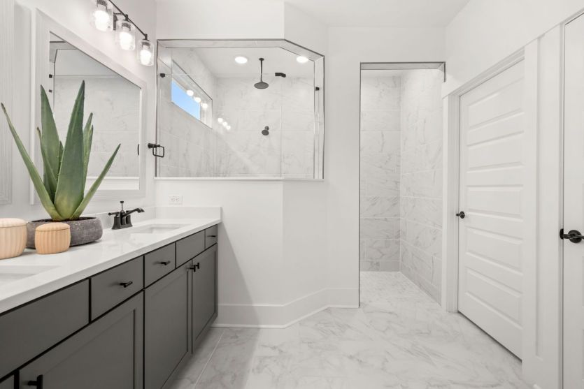 Owner's Bathroom
