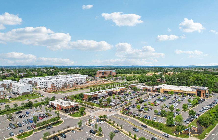 Walk to Belmont Chase