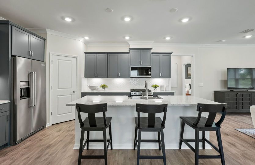Open Kitchen, Perfect for Entertaining