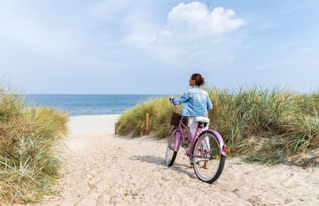 Only 3.5 Miles From the Beach