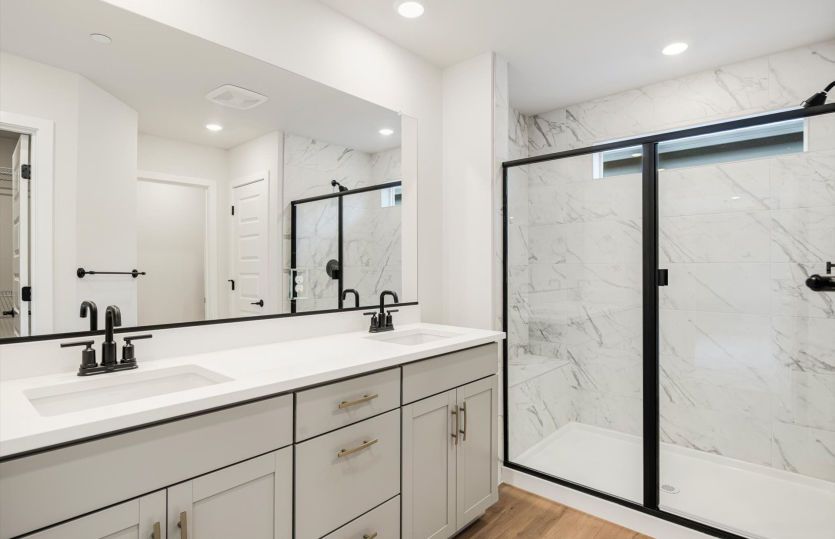 Vashon II -Owner's Bath