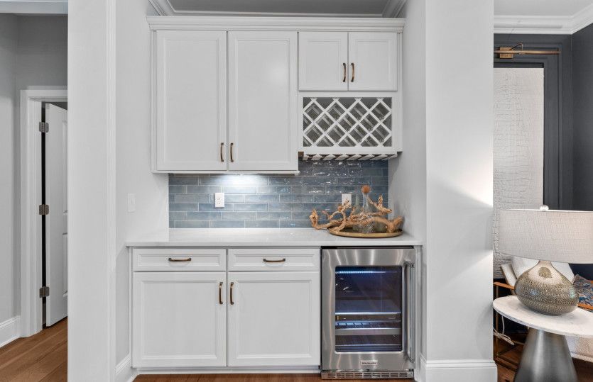 Kitchen, Model Representation
