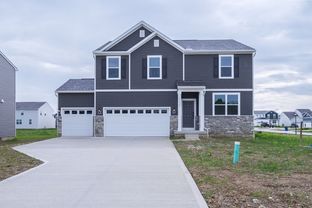 Hampton - Emerald Woods - 2-Story Homes: Columbia Station, Ohio - Pulte Homes