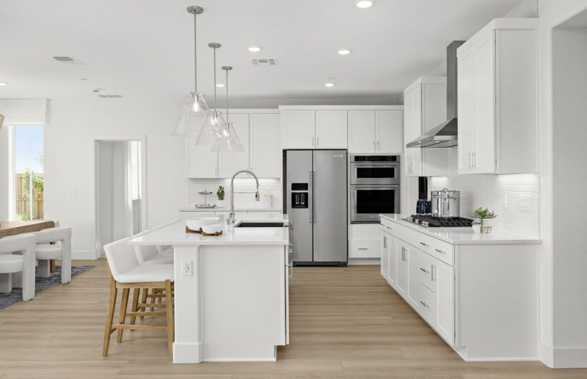 Kitchen with large central island
