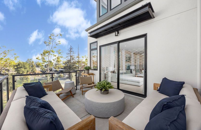 Beautiful corner unit deck - perfect for entertaining and unwinding after a long day