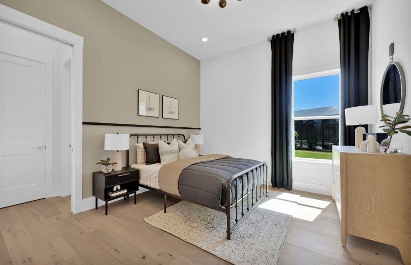 Secondary bedroom