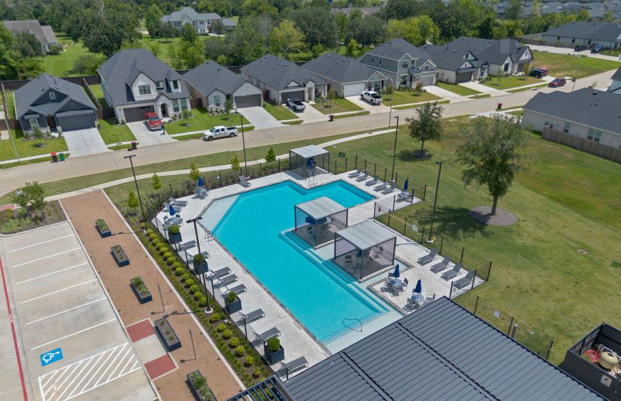 Overhead of community pool