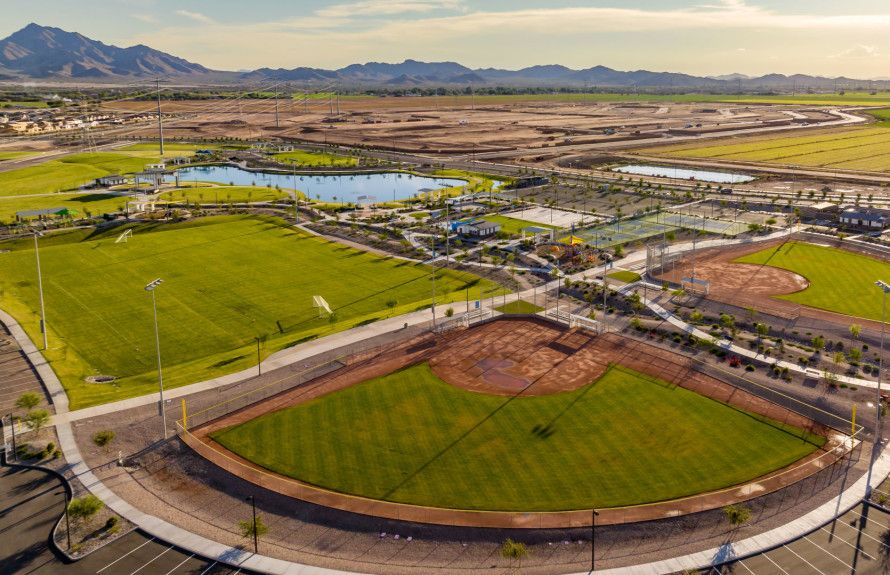 Alamar Community Amenities