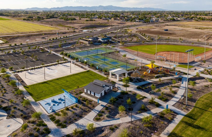 Alamar Community Amenities