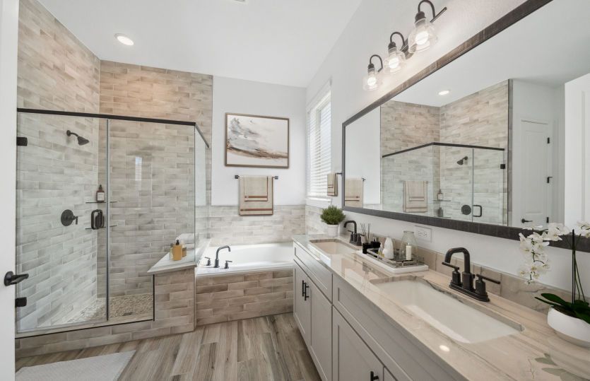 Staged Owners Bath