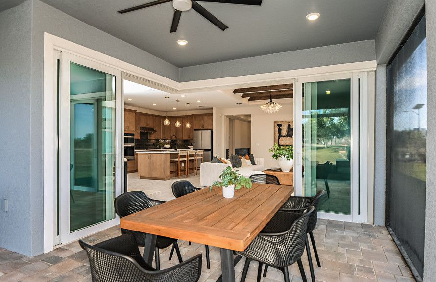 Luxurious Covered Lanai