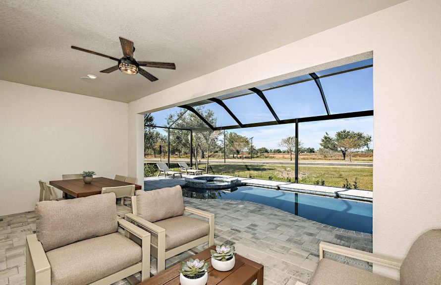 Spacious Covered Lanai