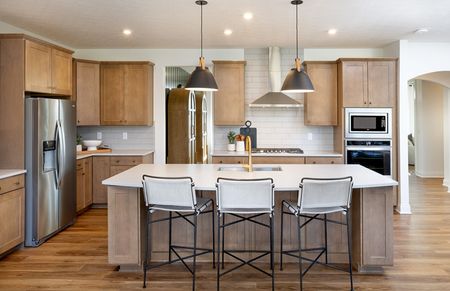 Large Eat-in Kitchen Island