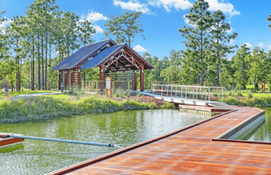 Kayak and paddleboard launch