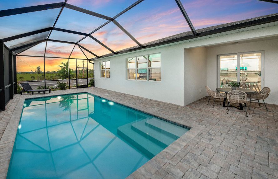 Screened-In Pools