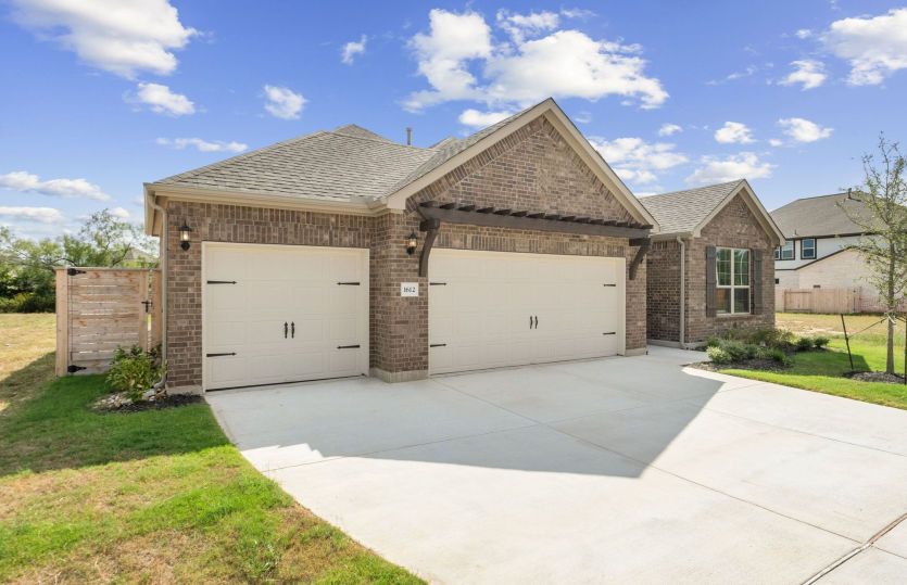 1612 Pueblo Pass (Mooreville)