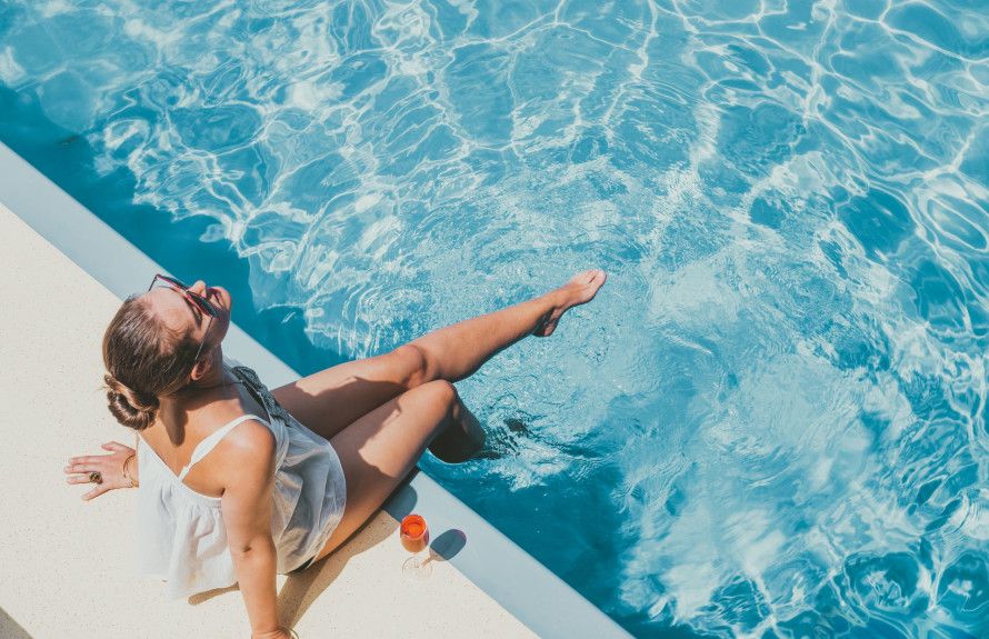 Resort-Style Pool