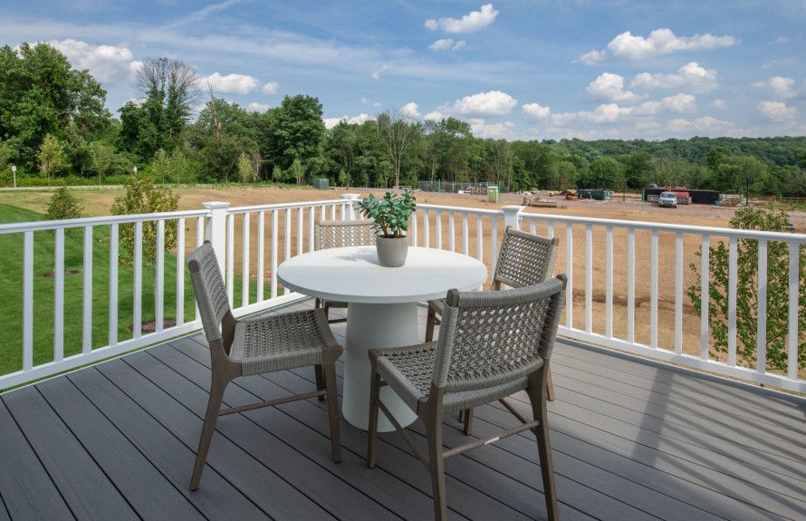 Outdoor deck