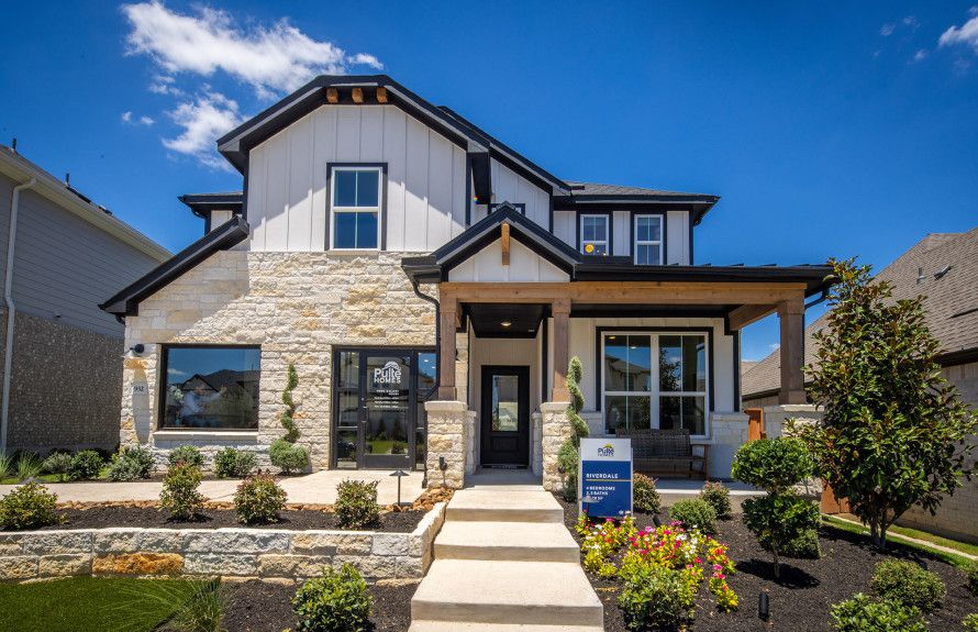 Riverdale Model Home Exterior