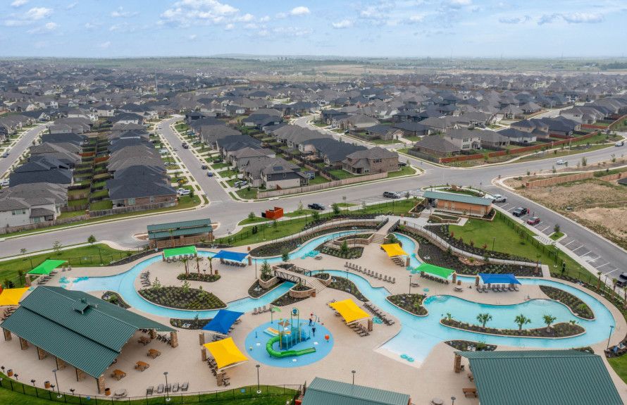 Amazing Amenities at Sunfield!