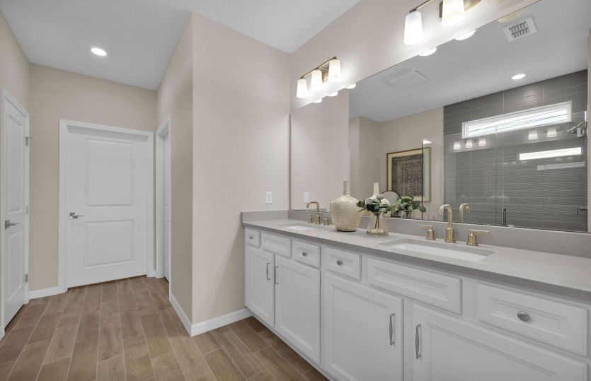 Mystique | Owner's Bathroom