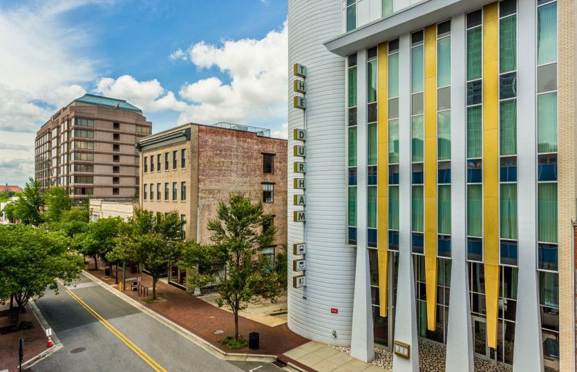 Just 10 miles to Downtown Durham