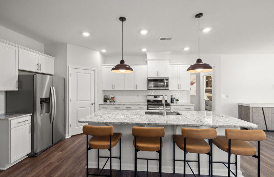 Kitchens with Large Islands