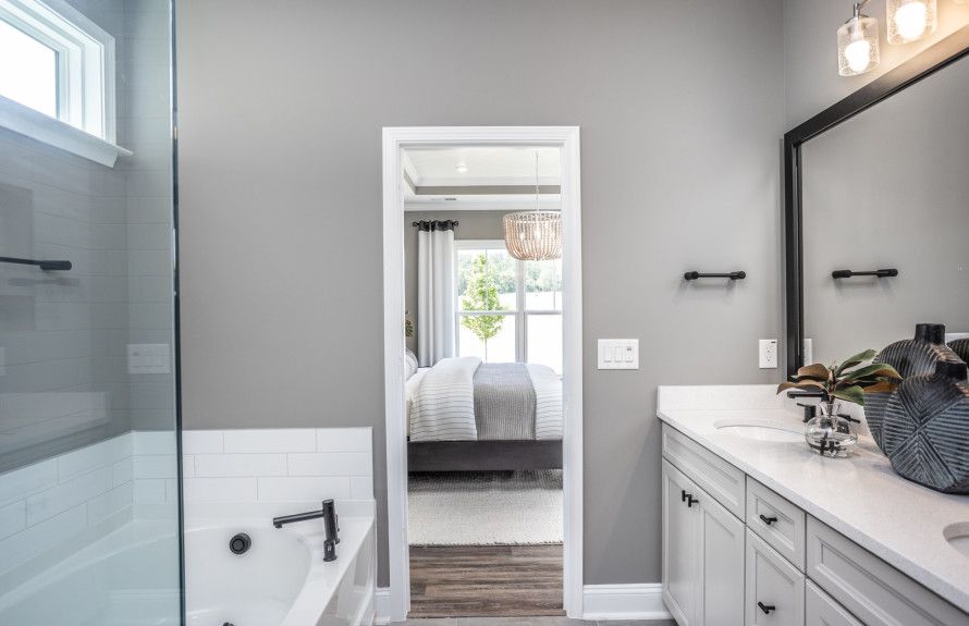 Stunning Owner's Bathrooms