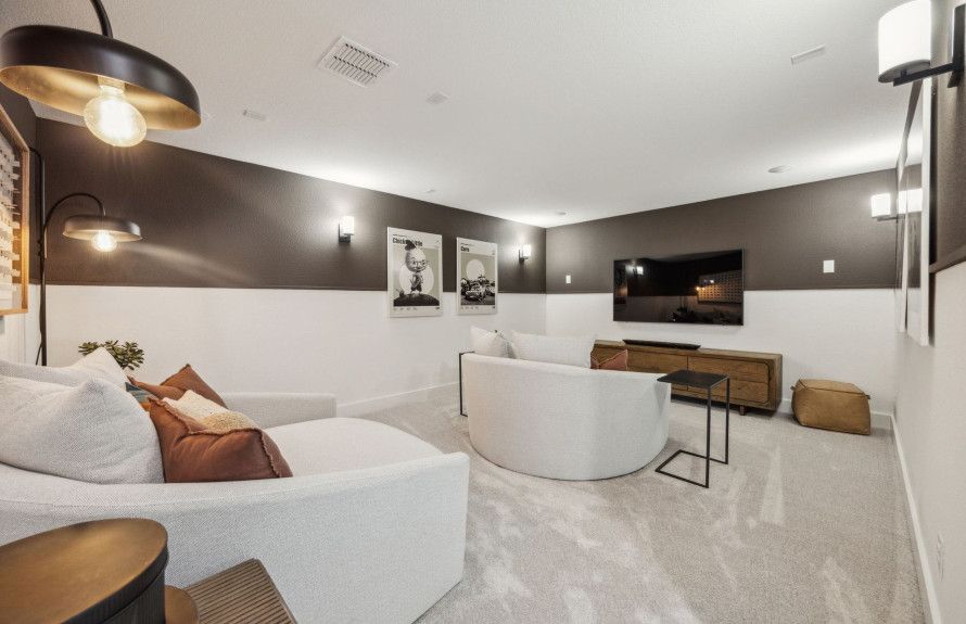 Upstairs hangouts made easy