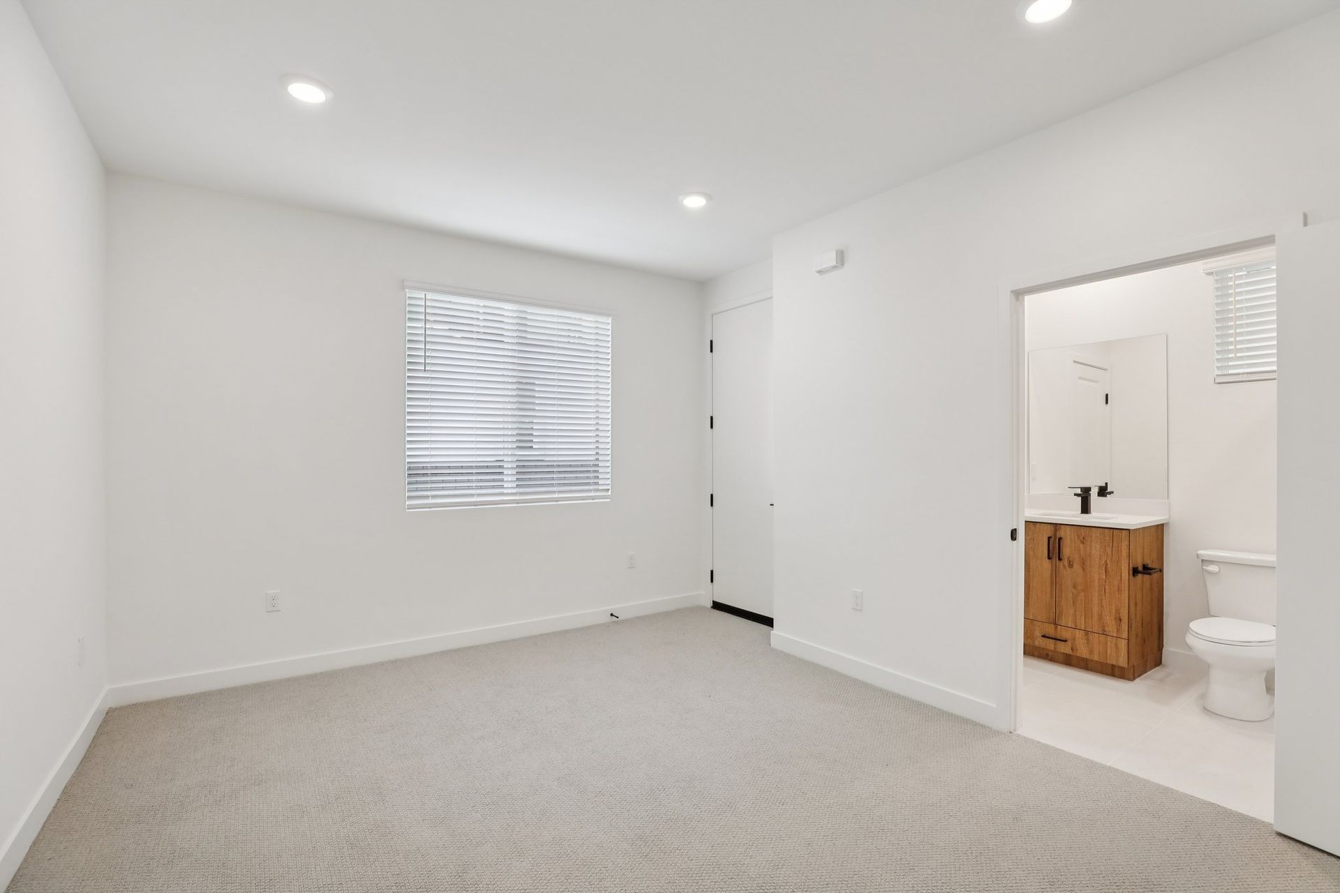 Junior primary suite with dedicated access for flexible living