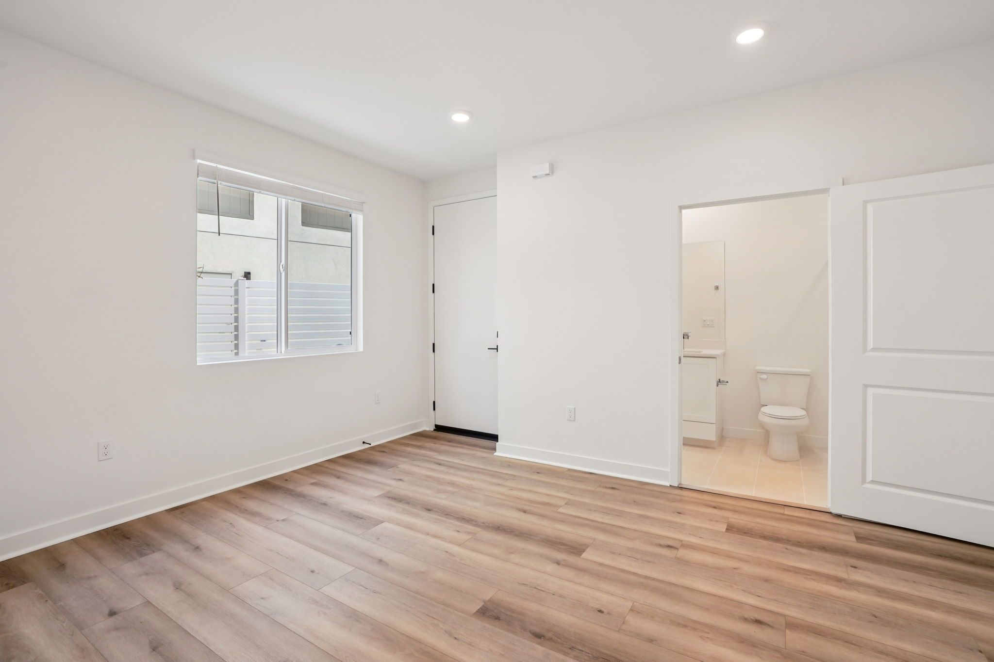 Junior primary suite with conveniently attached ensuite