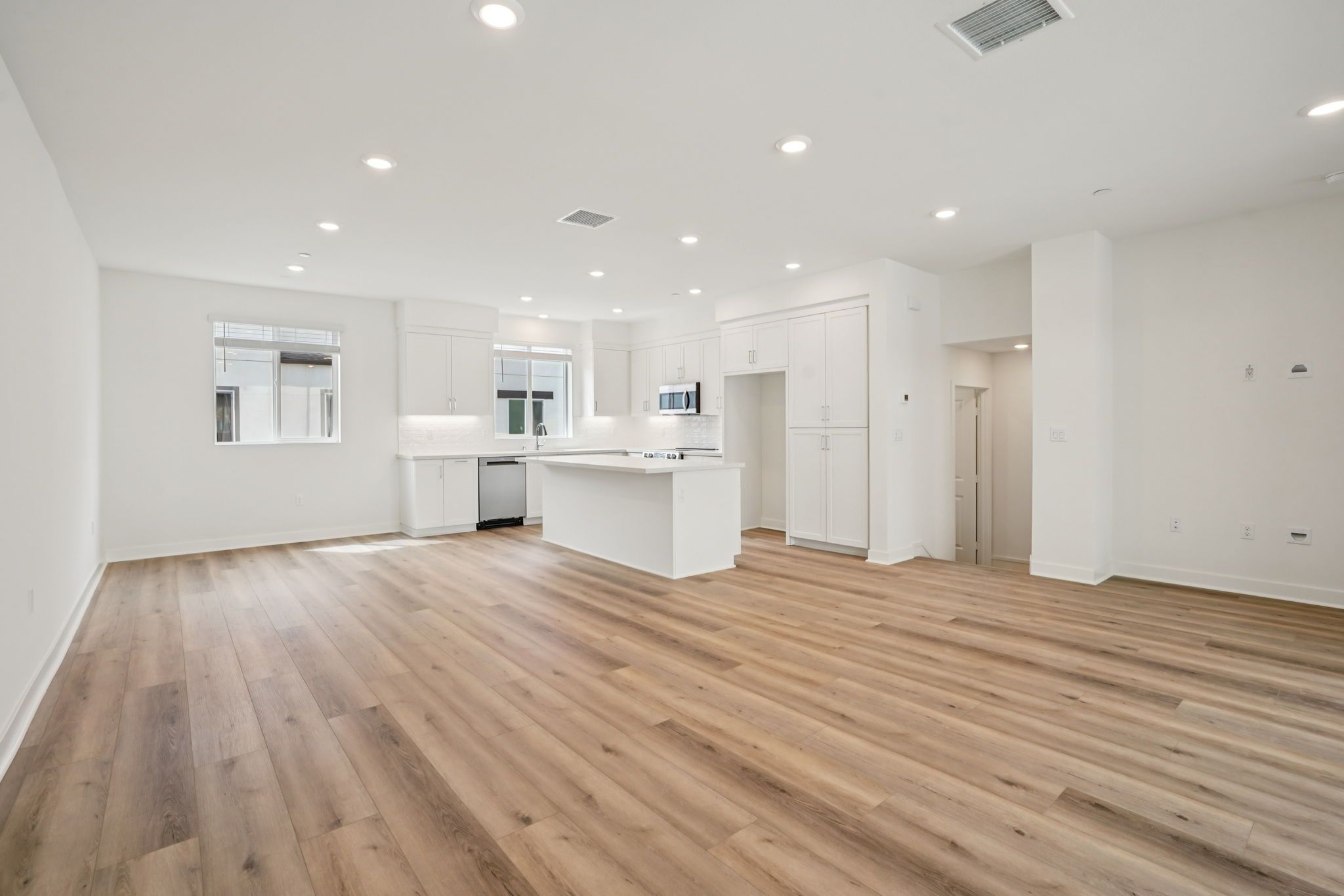 Open and connected dining and kitchen area