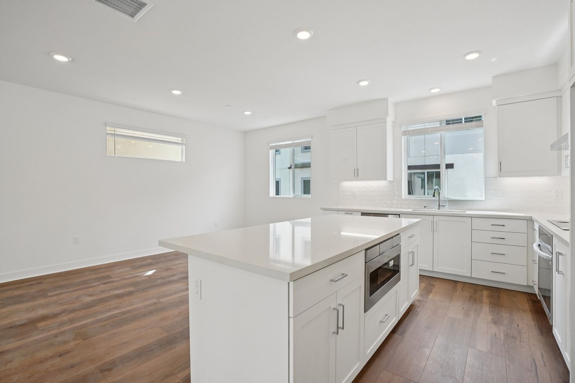 Kitchen situated with a large center island for additional counter space