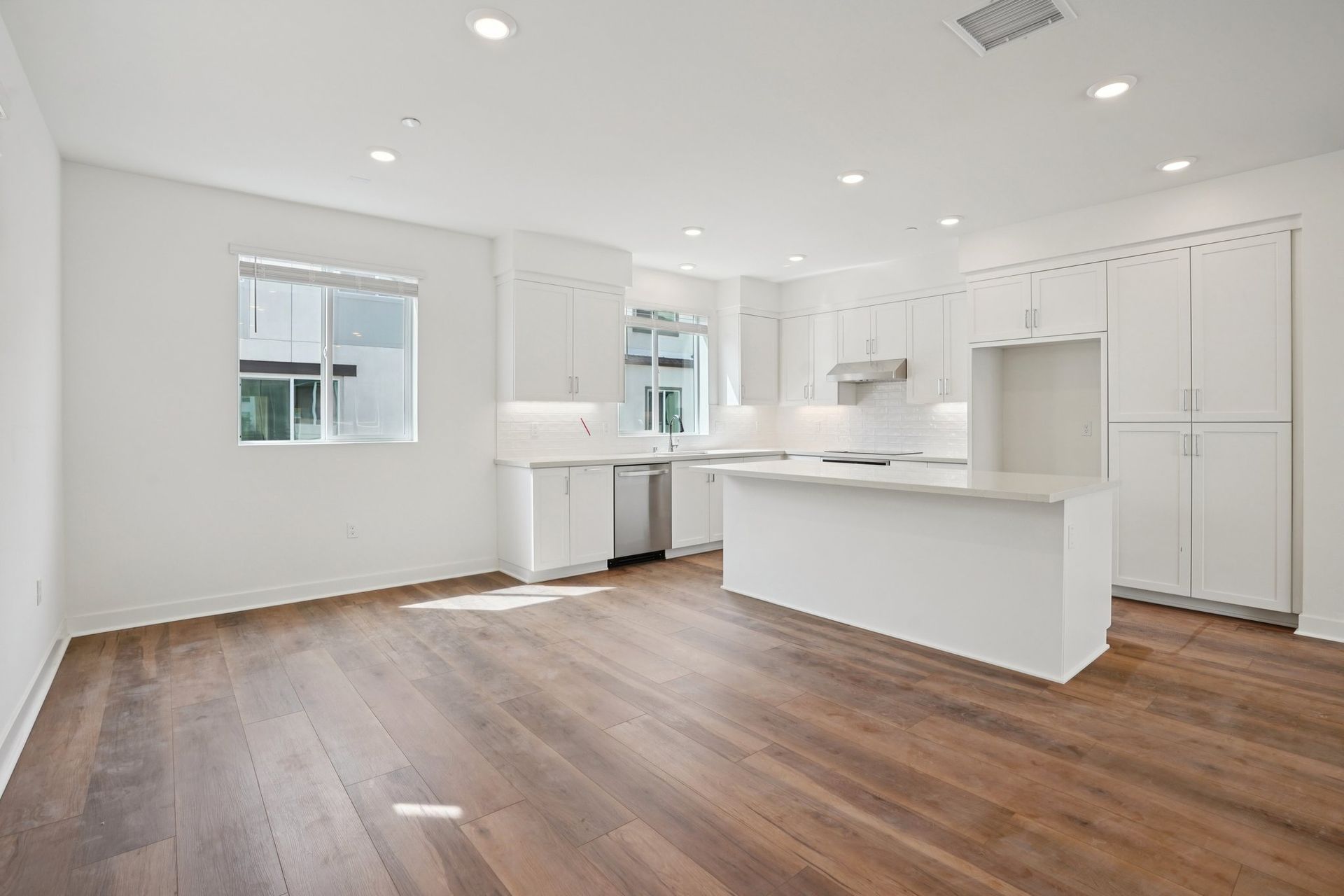 Open and connected dining and kitchen area