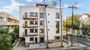 139 South Oak Knoll Avenue (Type 6)