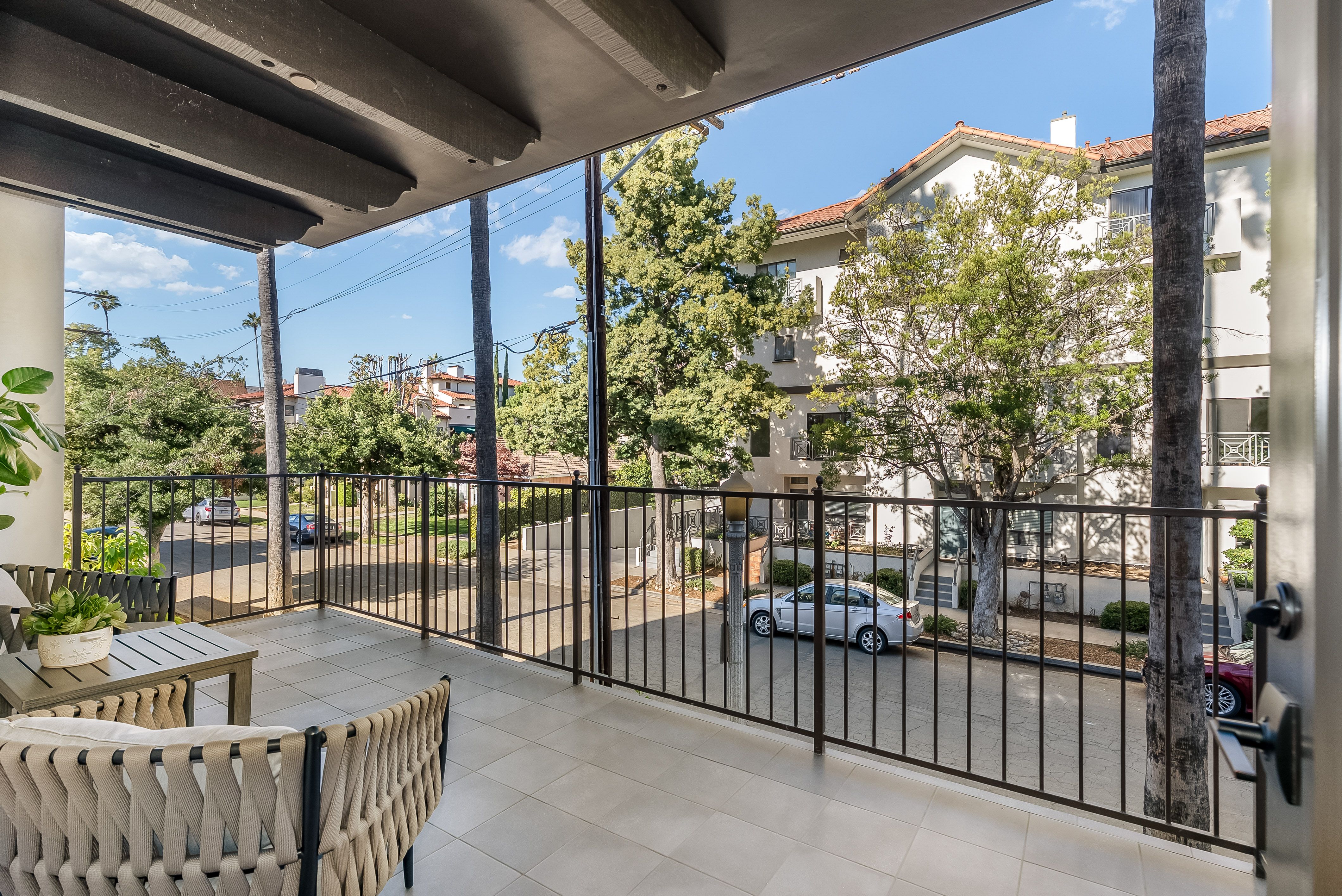 139 South Oak Knoll Avenue 104
