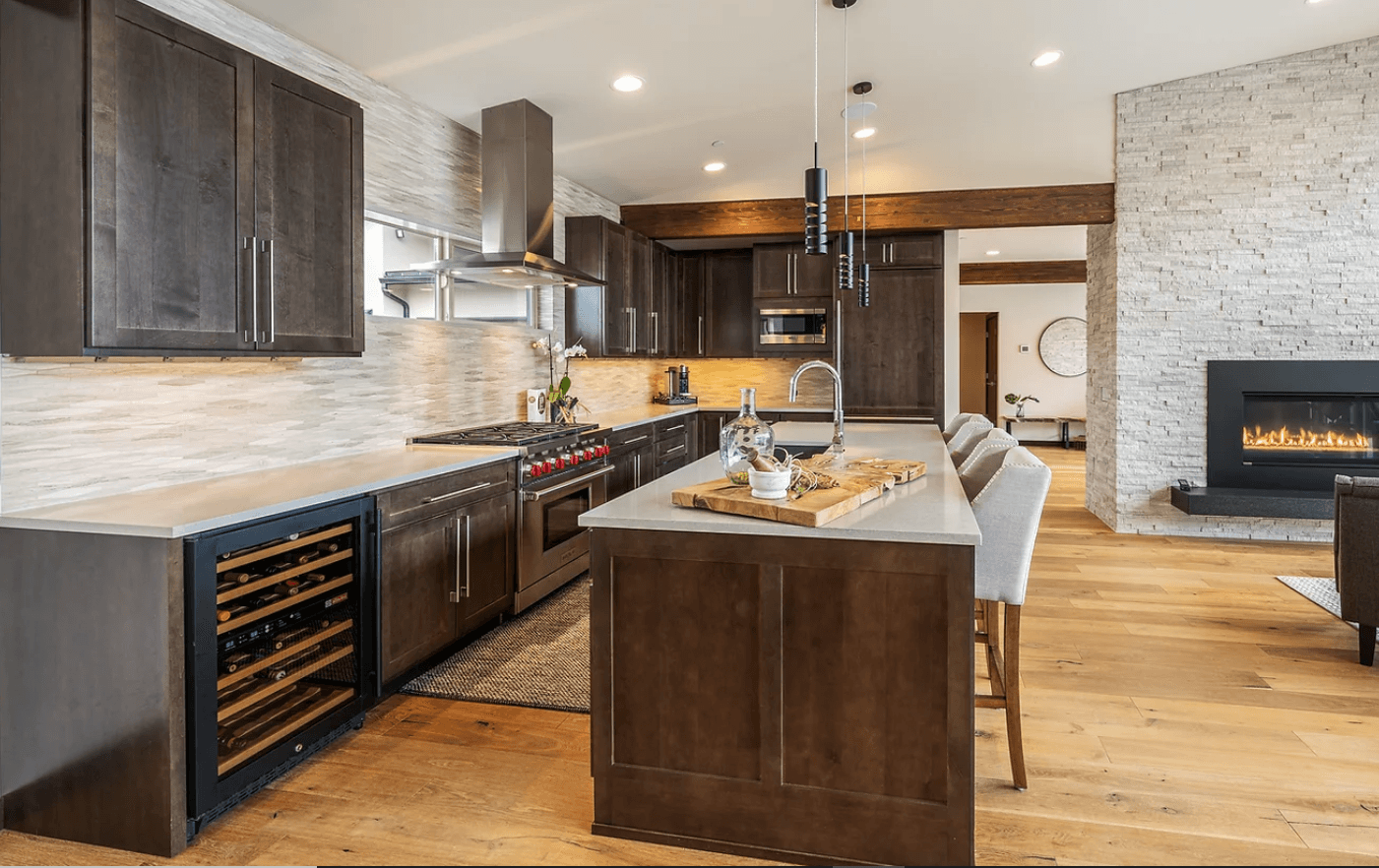 casa en R. Thoreson Homes por R. Thoreson Homes