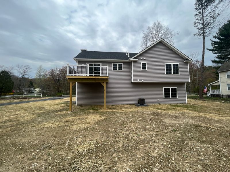 Lot #10 Neversink Drive (Realty Community Floor Plan)