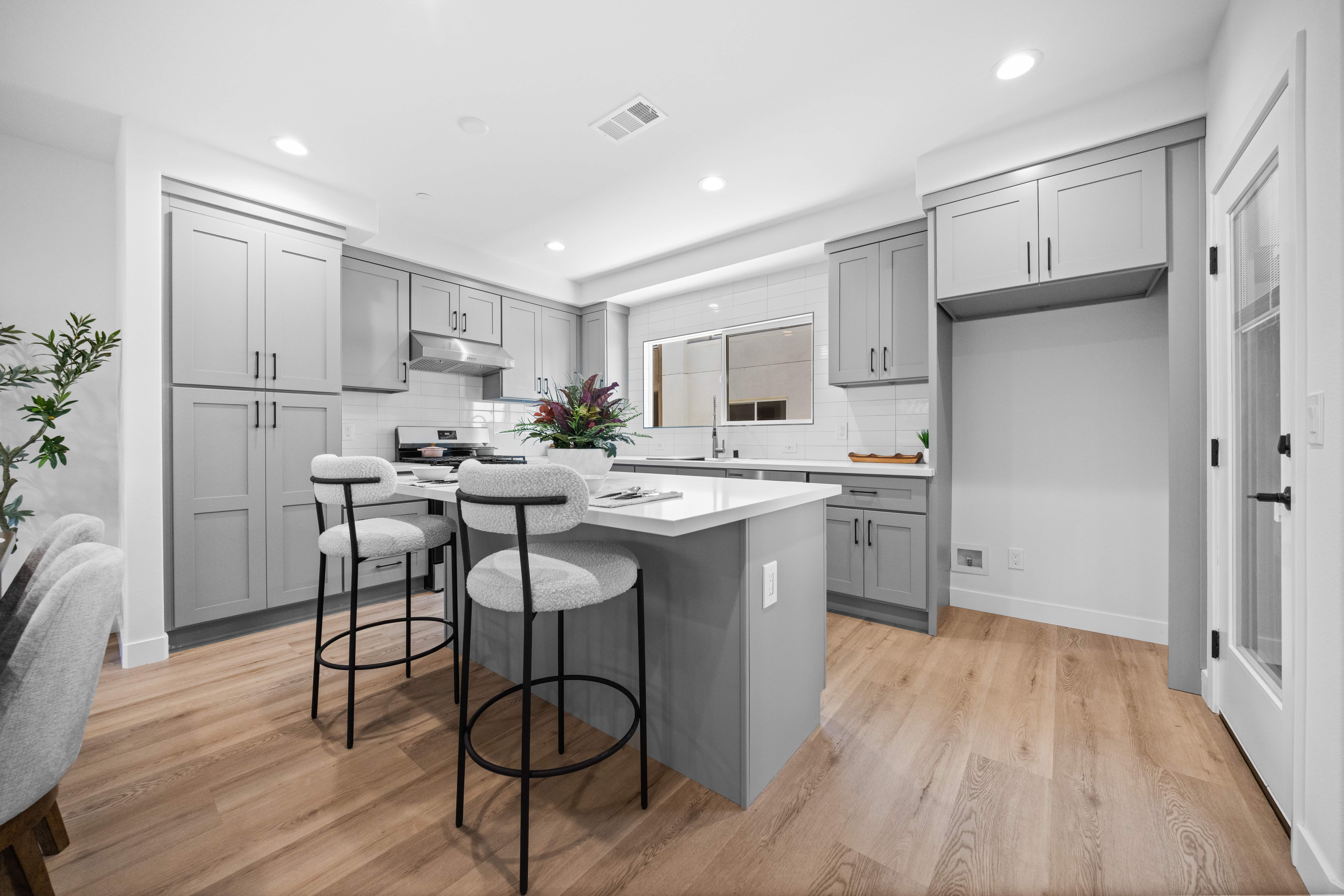 The Nines @ 9th Street - Buena Park, CA