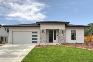 15343 Shaq St (The Globetrotter) Image