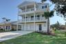 casa en Richard Wallace Builder, Inc. por Richard Wallace Builder, Inc.
