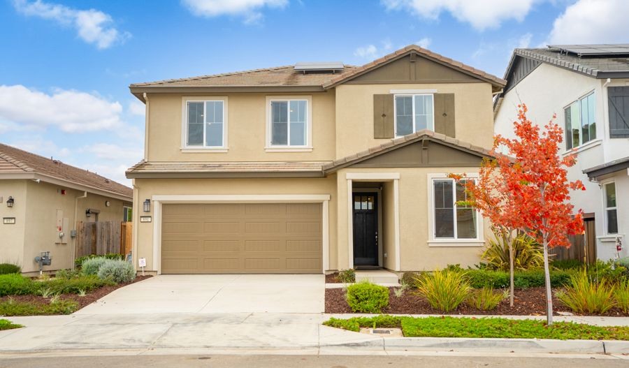 Pearl - Encore at Stanford Crossing: Lathrop, California - Richmond American Homes