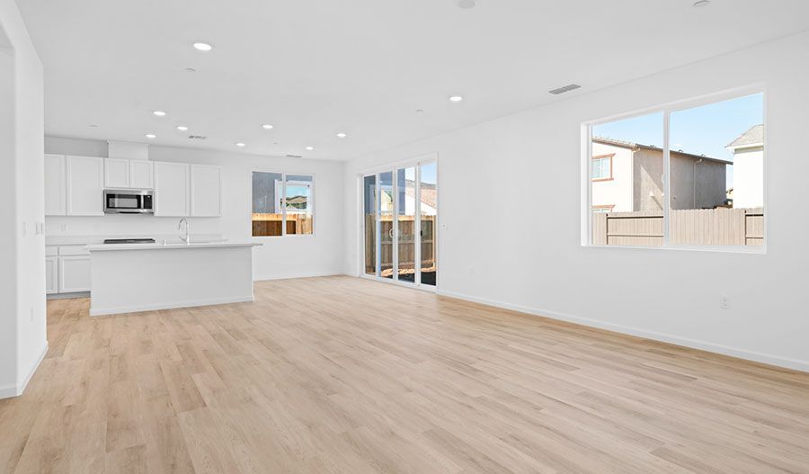 12831 Eagle Lake Avenue (Moonstone)