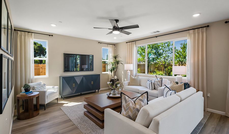 casa en Sundance at Cannery Park por Richmond American Homes