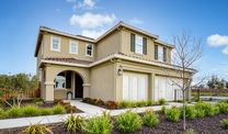 Villa Ticino por Richmond American Homes en Stockton-Lodi California