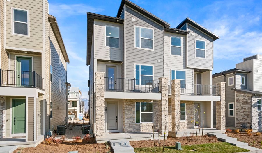 Brooklyn 1 - Great Basin at Olympia: Herriman, Utah - Richmond American Homes