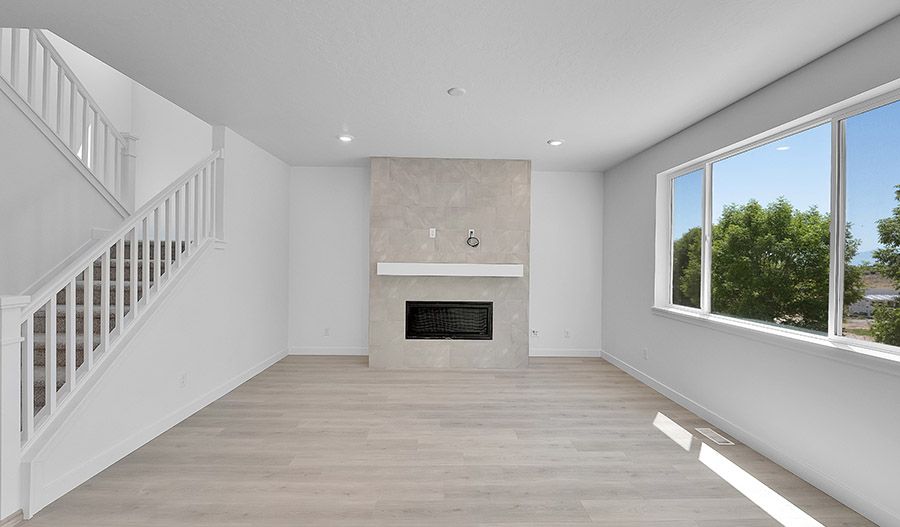 127 E. Heron Hills Avenue (Hemingway)