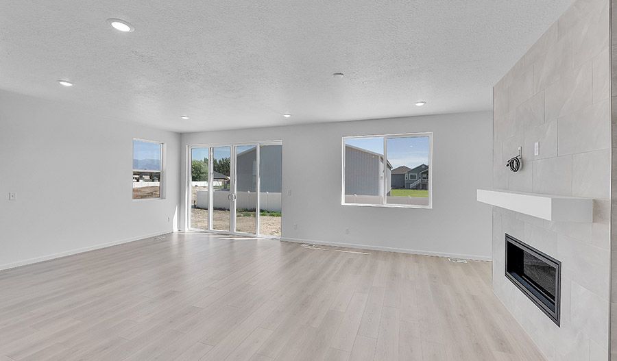 4063 West 2025 South (Agate)