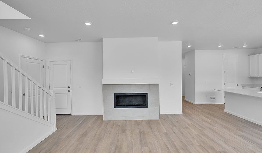 6496 N. Spur Lane (Coral)