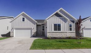 272 E Polaris Drive (Pinecrest)